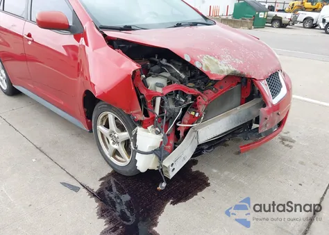 2010 Pontiac Vibe from USA, damaged, VIN 5Y2SP6E85AZ420128